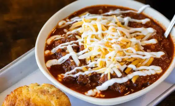 THE YARD CHILI